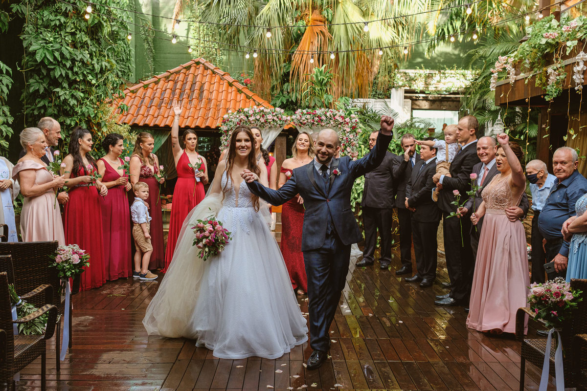 cerimonia casamento ar livre, le monde, chuva, cascavel, noivos, fotografia, brinde, edu freire, fotografia de casamento, fotógrafo de casamento, cascavel, parana, brasil