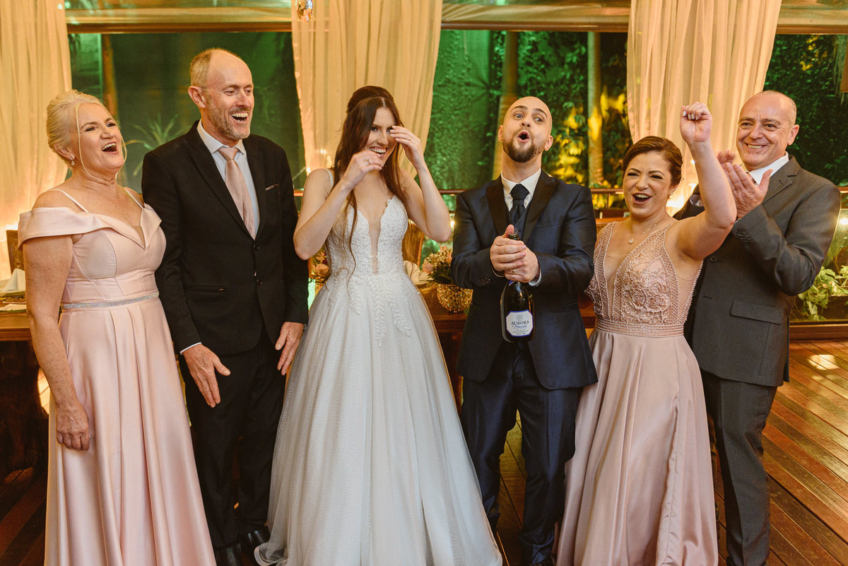 cerimonia casamento ar livre, le monde, chuva, cascavel, noivos, fotografia, brinde, edu freire, fotografia de casamento, fotógrafo de casamento, cascavel, parana, brasil