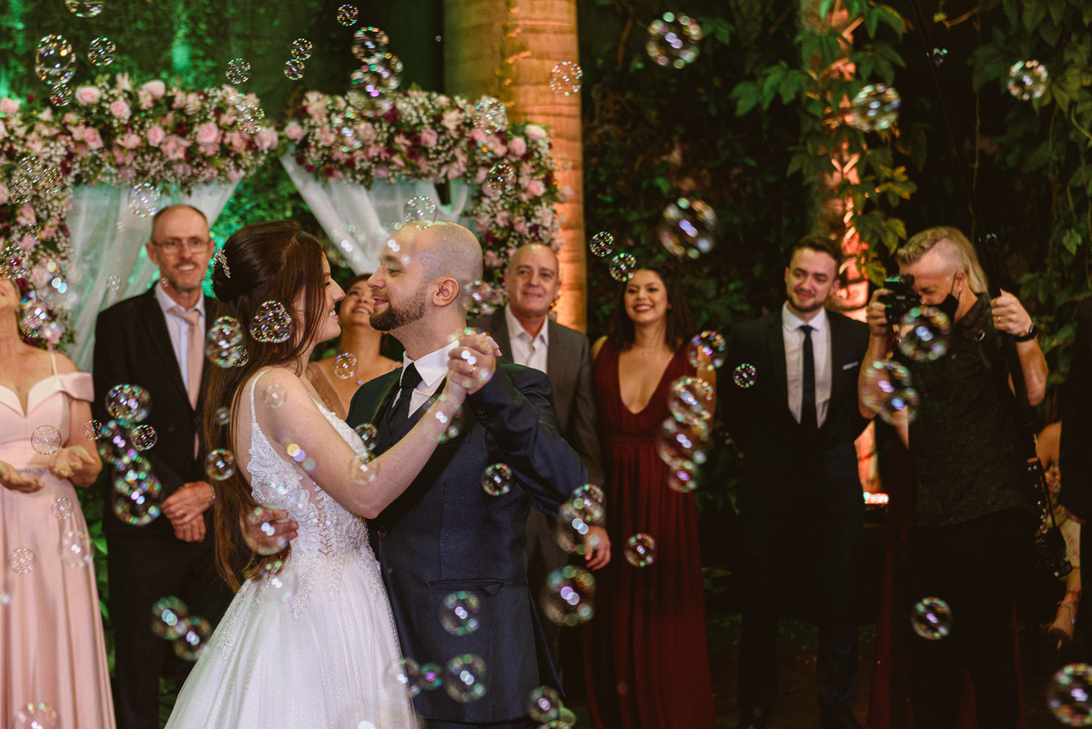 cerimonia casamento ar livre, le monde, chuva, cascavel, noivos, fotografia, brinde, edu freire, fotografia de casamento, fotógrafo de casamento, cascavel, parana, brasil