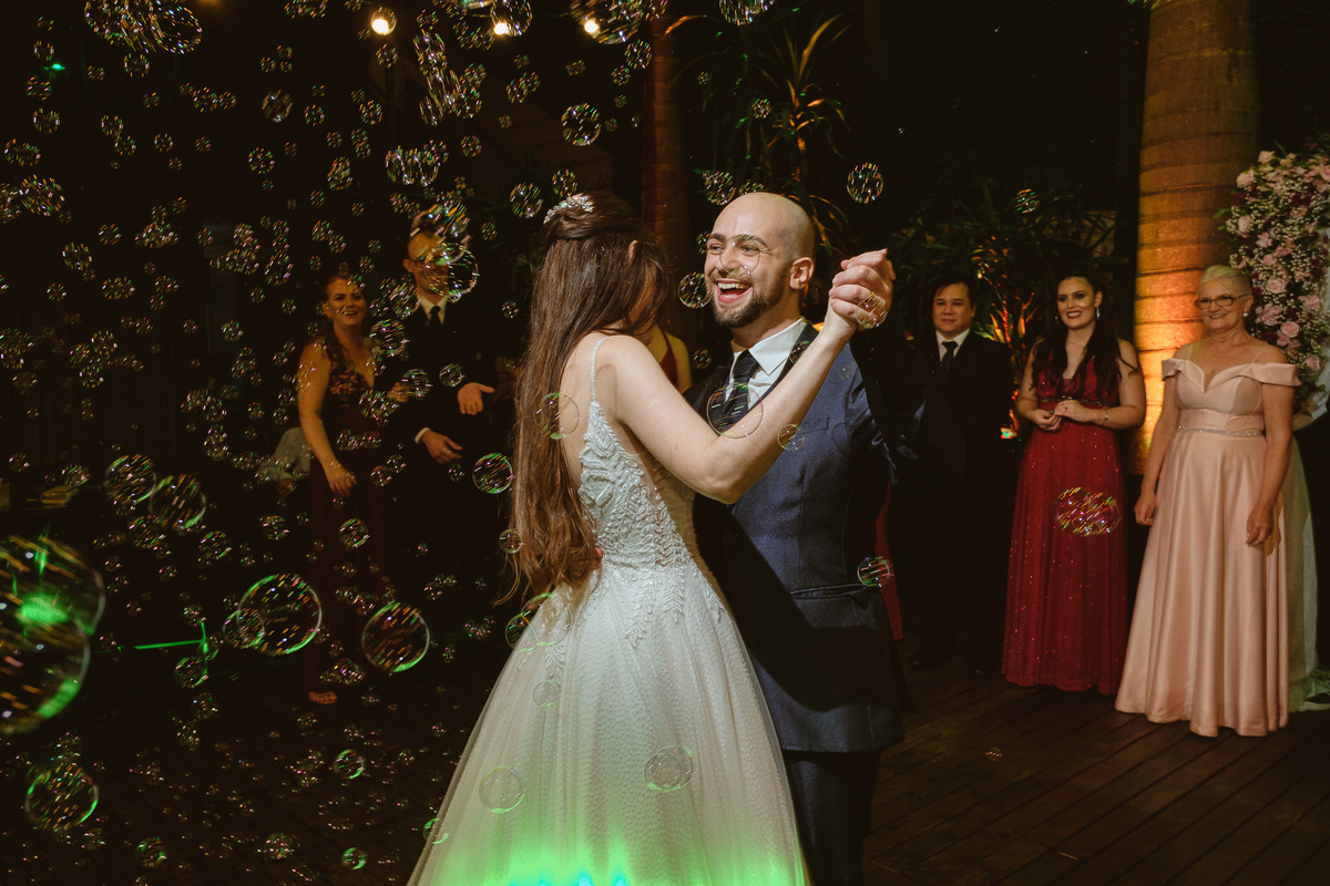 cerimonia casamento ar livre, le monde, chuva, cascavel, noivos, fotografia, brinde, edu freire, fotografia de casamento, fotógrafo de casamento, cascavel, parana, brasil