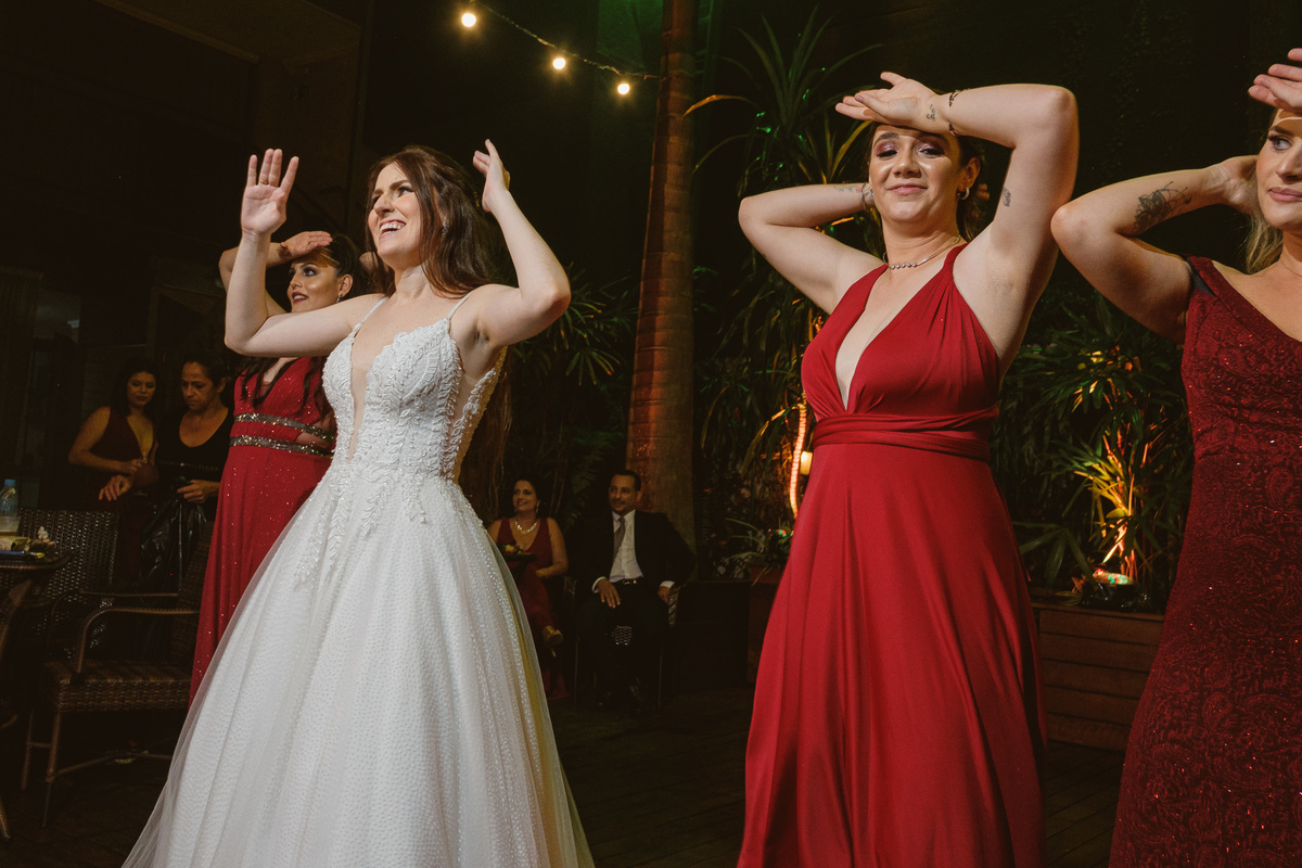 cerimonia casamento ar livre, le monde, chuva, cascavel, noivos, fotografia, brinde, edu freire, fotografia de casamento, fotógrafo de casamento, cascavel, parana, brasil