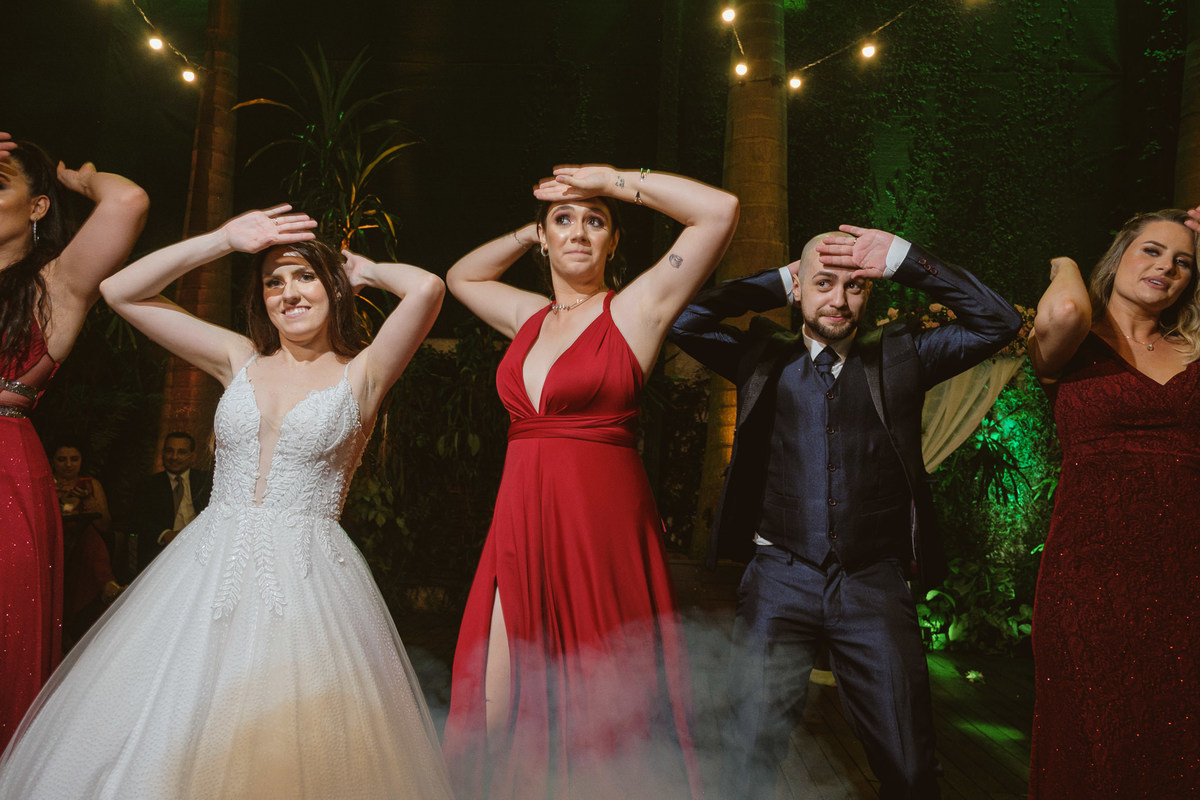 cerimonia casamento ar livre, le monde, chuva, cascavel, noivos, fotografia, brinde, edu freire, fotografia de casamento, fotógrafo de casamento, cascavel, parana, brasil