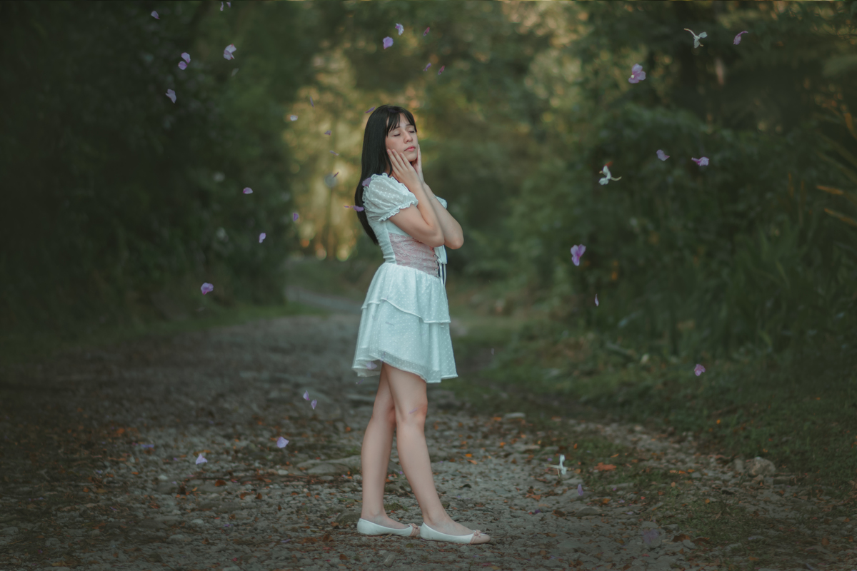 Fotografia artística de debutante, ensaio externo de 15 anos estilo camponesa. fotógrafo em Paranapiacaba, fotógrafo em Mauá, fotógrafo em Santo André. Formas de comemorar os 15 anos. fotos de 15 anos.