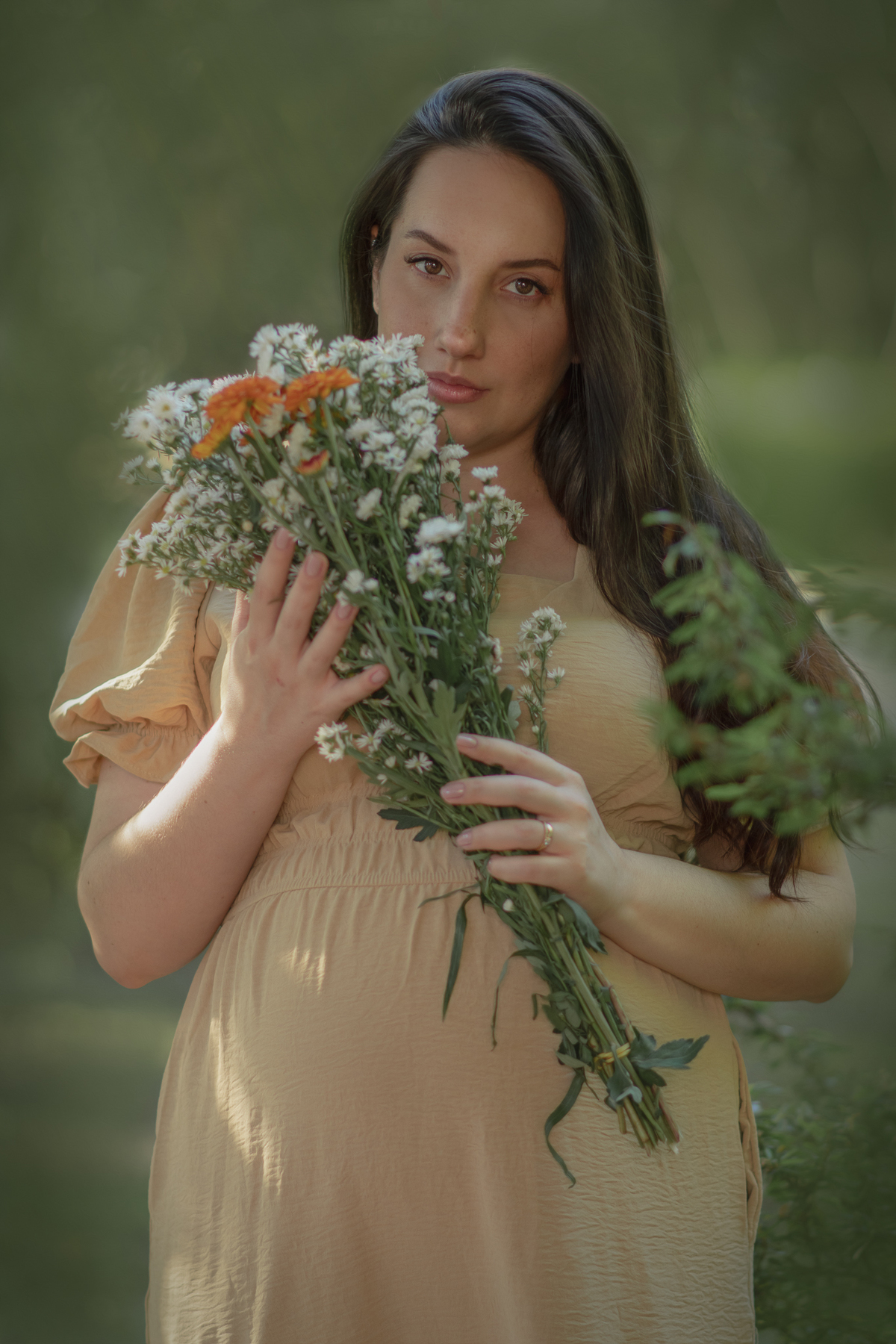 Ensaio artístico de gestante, ensaio fotográfico gestante realizado no espaço Verde Chico mendes em São Caetano do Sul. Fotografia artística de gestante. gravidez, fotógrafo. 