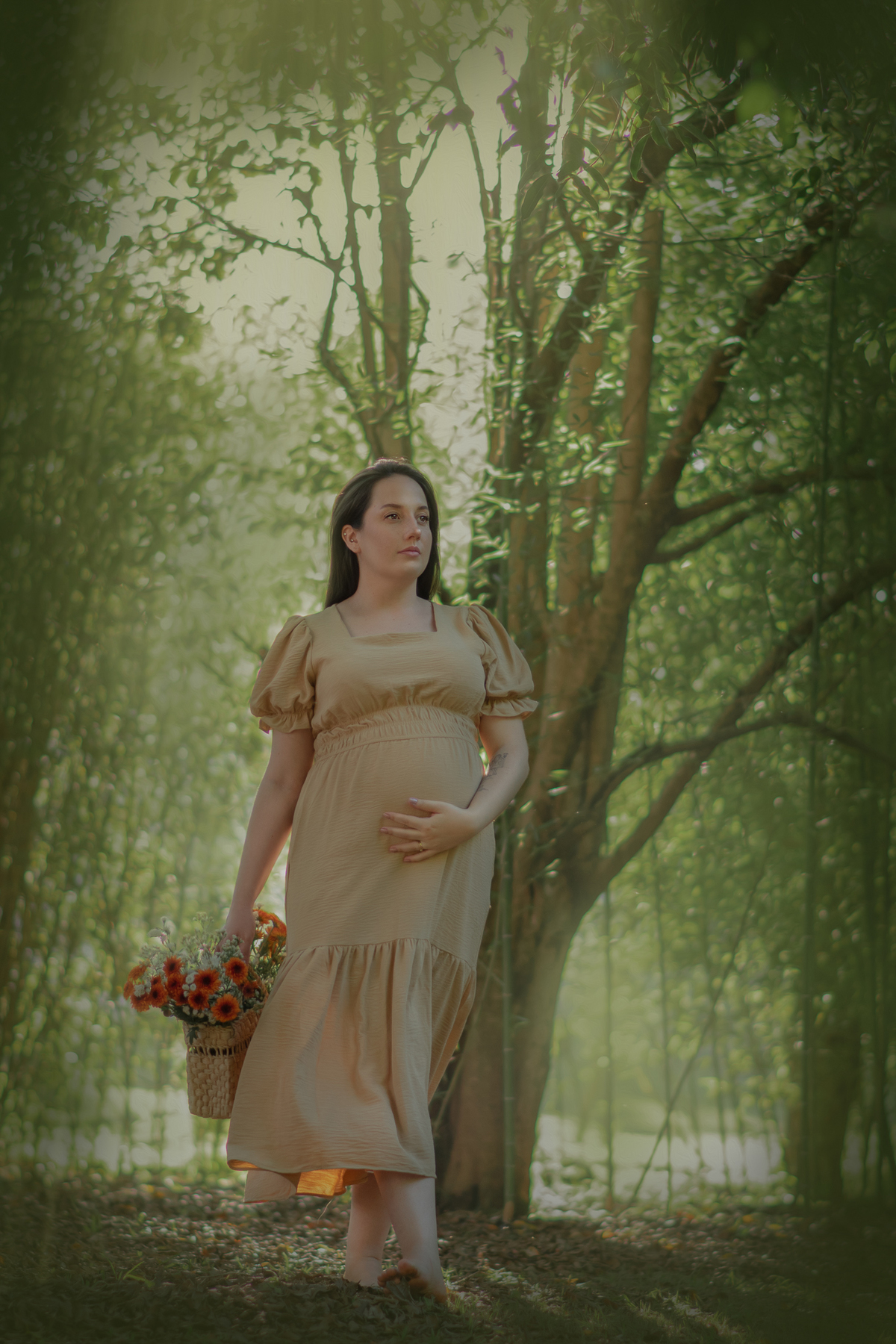 Ensaio artístico de gestante, ensaio fotográfico gestante realizado no espaço Verde Chico mendes em São Caetano do Sul. Fotografia artística de gestante. gravidez, fotógrafo. 