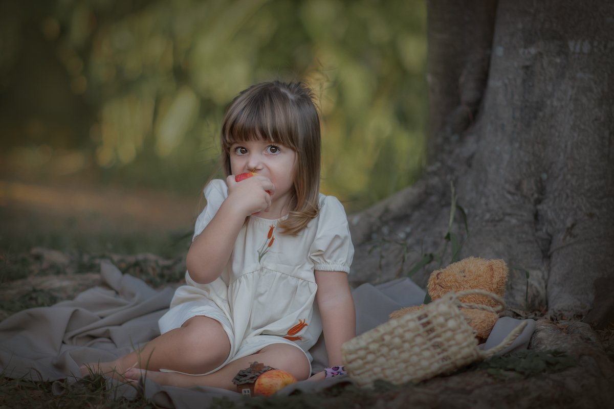 ensaio fotográfico infanti, ensaio artístico, fotografia de criança, fotos infantil, fotografo, ensaio externo, parque central de santo andré, fotógrafo, ensaio externo, ensaio fotográfico, fotografia infantil artística. 