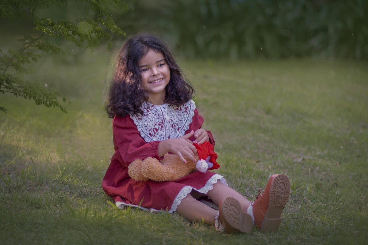 Ensaio fotográfico infantil realizado no Parque Central de Santo André. Fotografia artística. Ensaio de Natal externo, fotógrafo em Santo André.