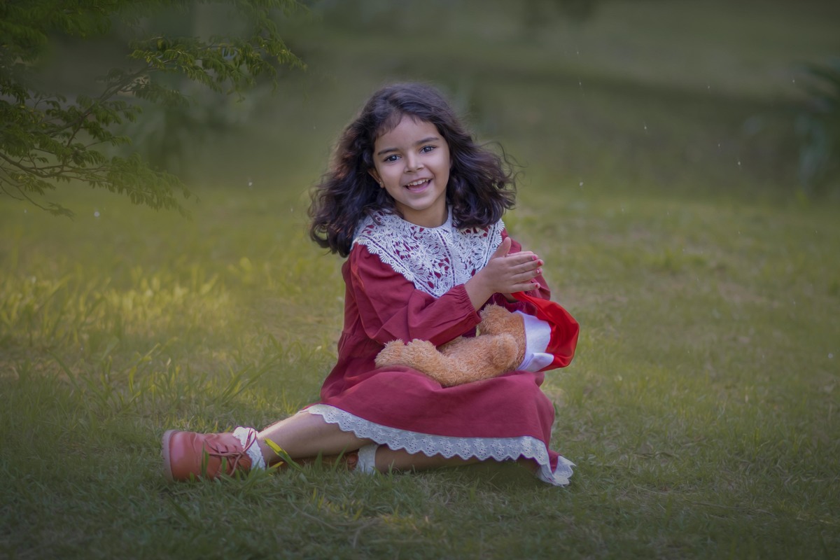 Ensaio fotográfico infantil realizado no Parque Central de Santo André. Fotografia artística. Ensaio de Natal externo, fotógrafo em Santo André.