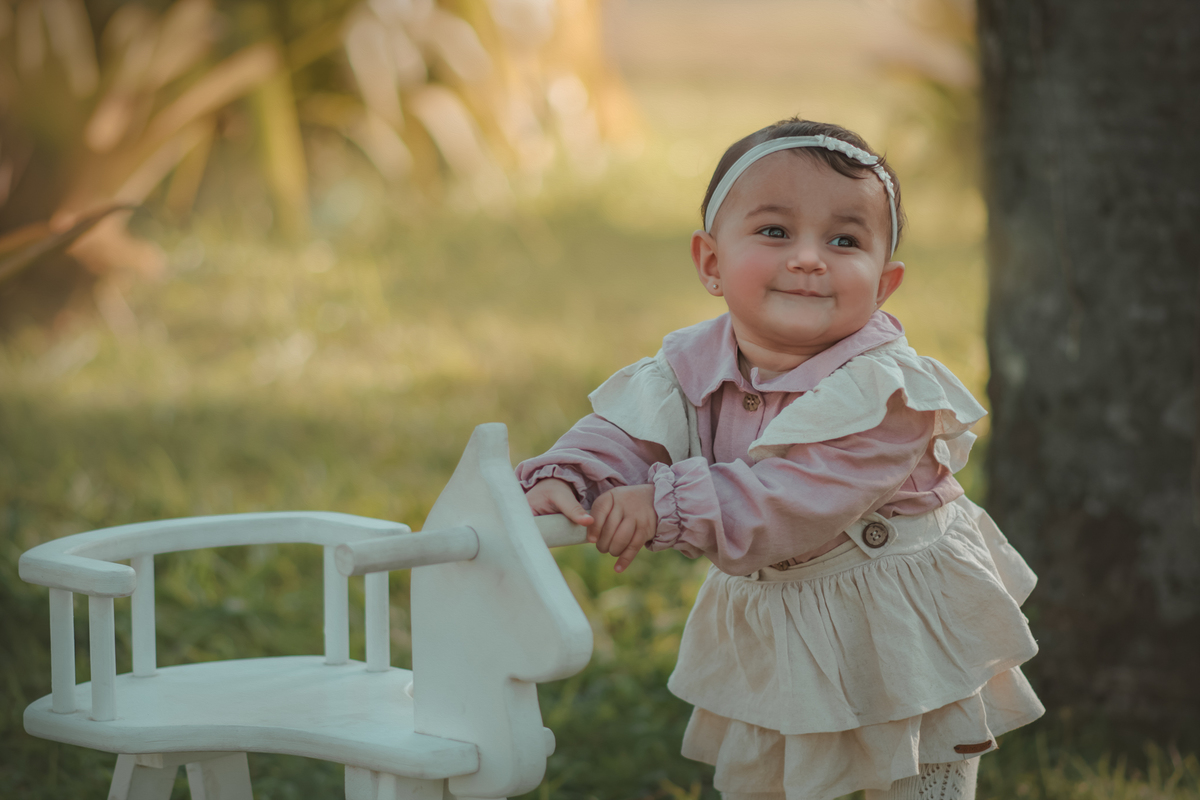 ensaio fotografia de 1 ano, fotogrfia de bebe de 1 ano, fotografia artística, ensaio de 1 aninho no parque central de santo André, ensaio externo, fotógrafo em Santo André, fotógrafo de bebês.