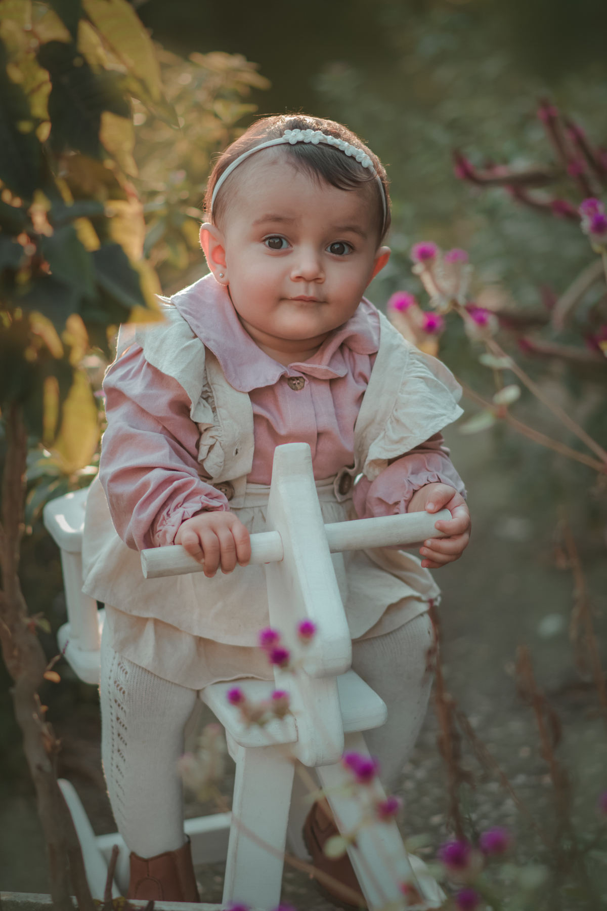 ensaio fotografia de 1 ano, fotogrfia de bebe de 1 ano, fotografia artística, ensaio de 1 aninho no parque central de santo André, ensaio externo, fotógrafo em Santo André, fotógrafo de bebês.