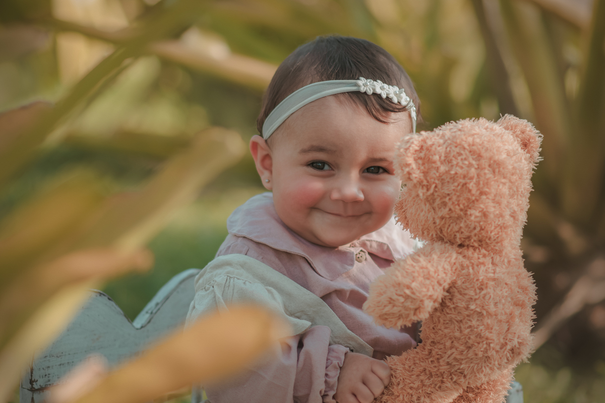 ensaio fotografia de 1 ano, fotogrfia de bebe de 1 ano, fotografia artística, ensaio de 1 aninho no parque central de santo André, ensaio externo, fotógrafo em Santo André, fotógrafo de bebês.