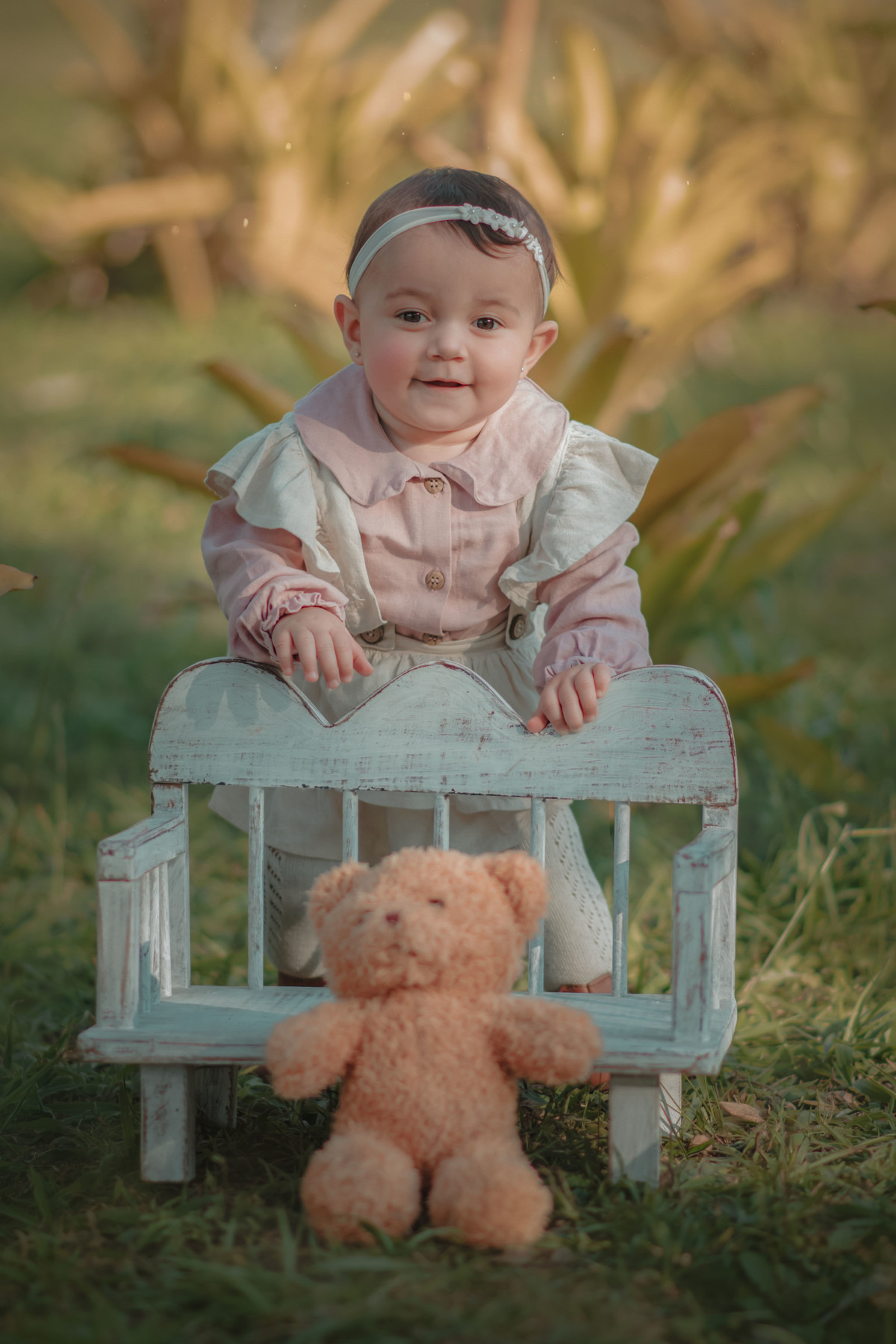 ensaio fotografia de 1 ano, fotogrfia de bebe de 1 ano, fotografia artística, ensaio de 1 aninho no parque central de santo André, ensaio externo, fotógrafo em Santo André, fotógrafo de bebês.