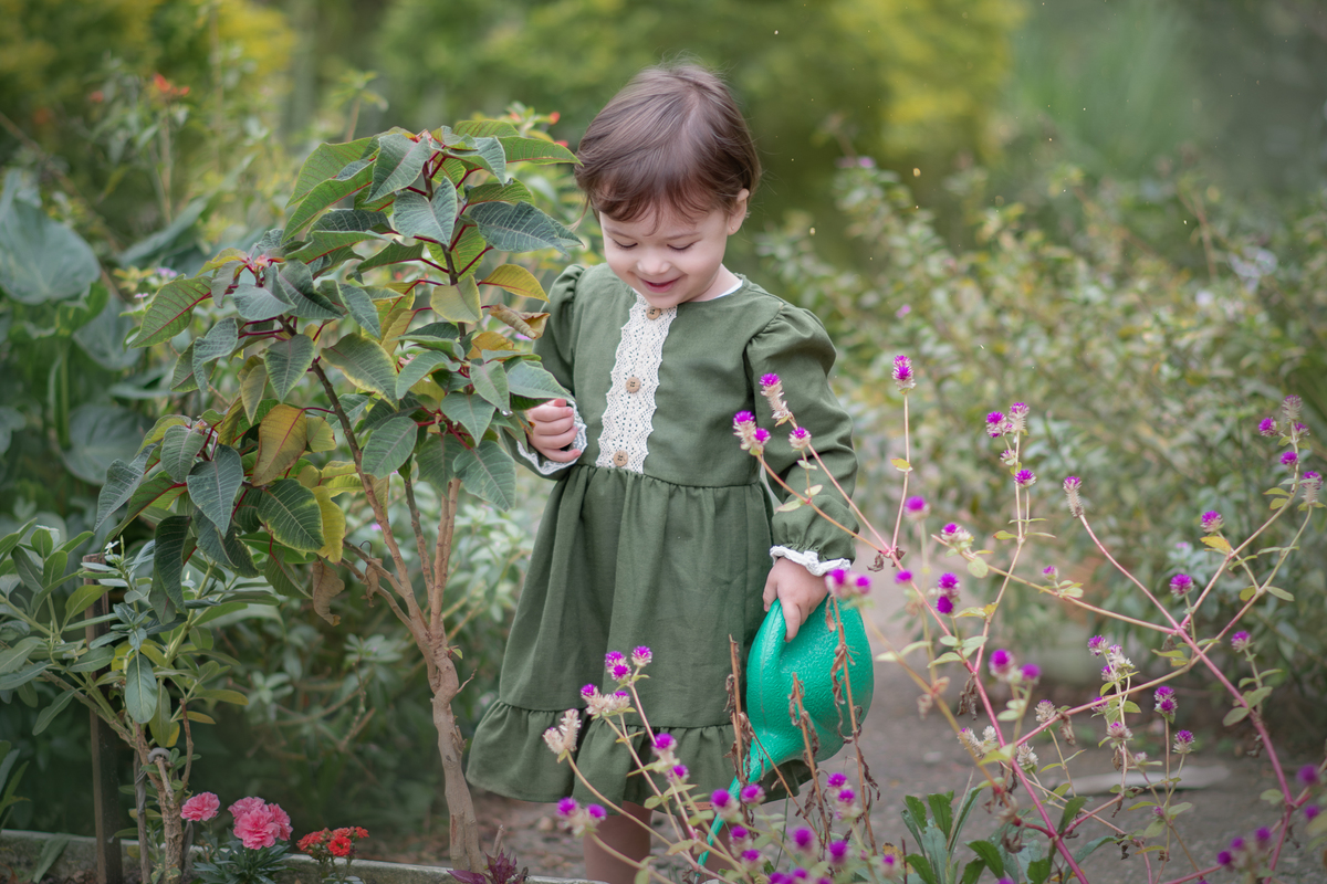 ensaio fotográfico infantil de criança de 3 anos, fotografia externo, fotógrafo de crianças em São Paulo, Santo André. fotografia de crianças de 3 anos. ensaio fotográfico no Parque Central de Santo André.
