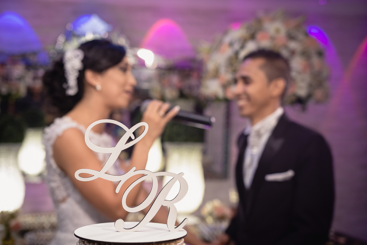 Casamento em Nova Iguaçu - RJ - Rio de Janeiro - por Jefferson Meireles Fotografia - fotógrafo na Região dos Lagos - Rio das Ostras - Cabo Frio - Armação de Búzios - Unamar - desfocados