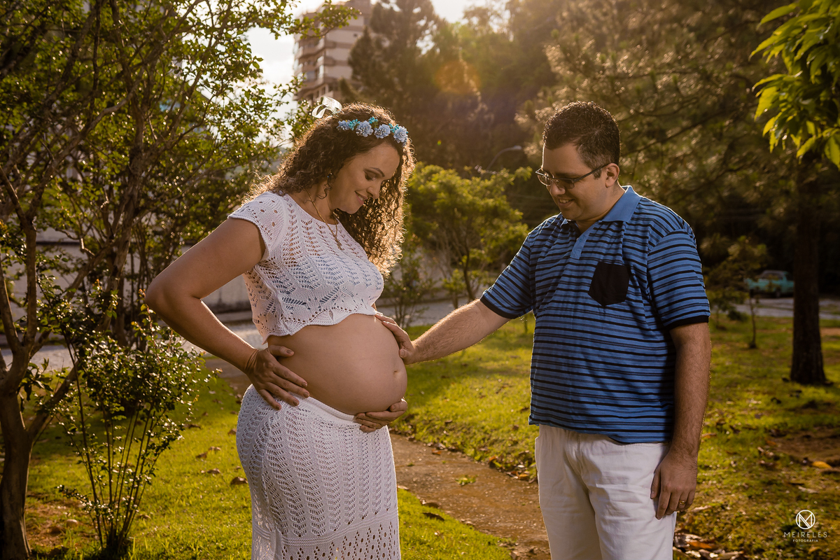 contra-luz - casal em Petrópolis - rj - Rio de Janeiro - por Jefferson Meireles Fotografia - fotógrafo de casamento - rio das ostras - cabo frio - buzios - duque de caxias - xerém - ensaio de gestante