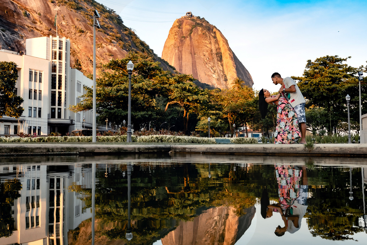 Ensaio pre wedding urca rj foto profissional meireles fotografia casamento duque de caxias e belford roxo baixada fluminense casal reflexo agua corcovado lago