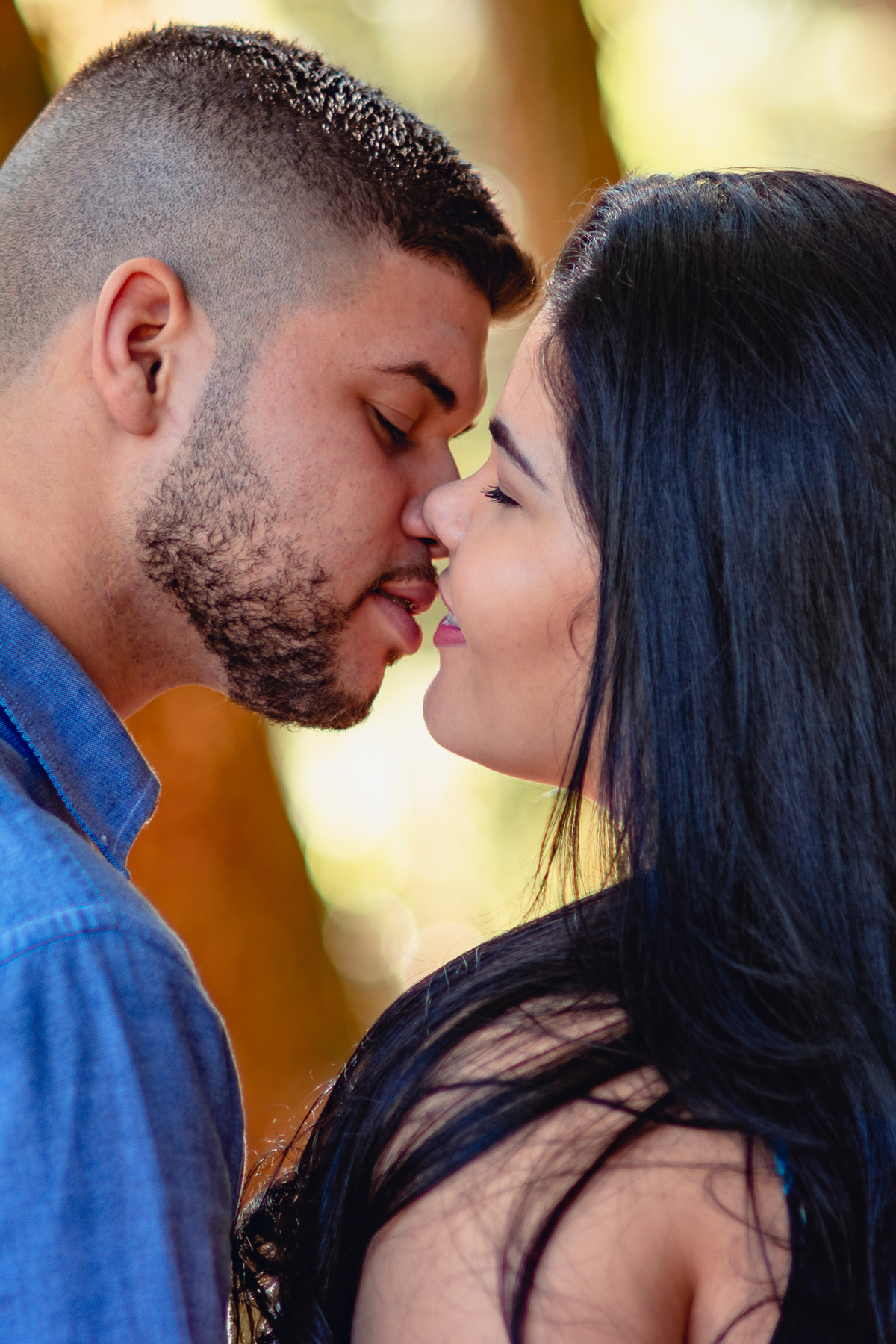 Ensaio pre wedding petropolis rj foto profissional meireles fotografia casamento duque de caxias e belford roxo baixada fluminense casal teatro quitandinha beijo