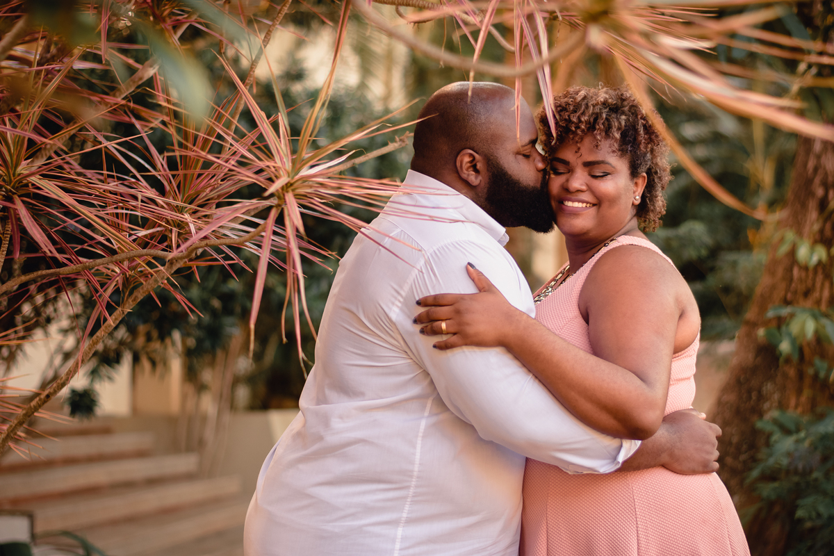 Ensaio pré wedding, casal, casamento, praia, divertido, rj, romantico, moldura