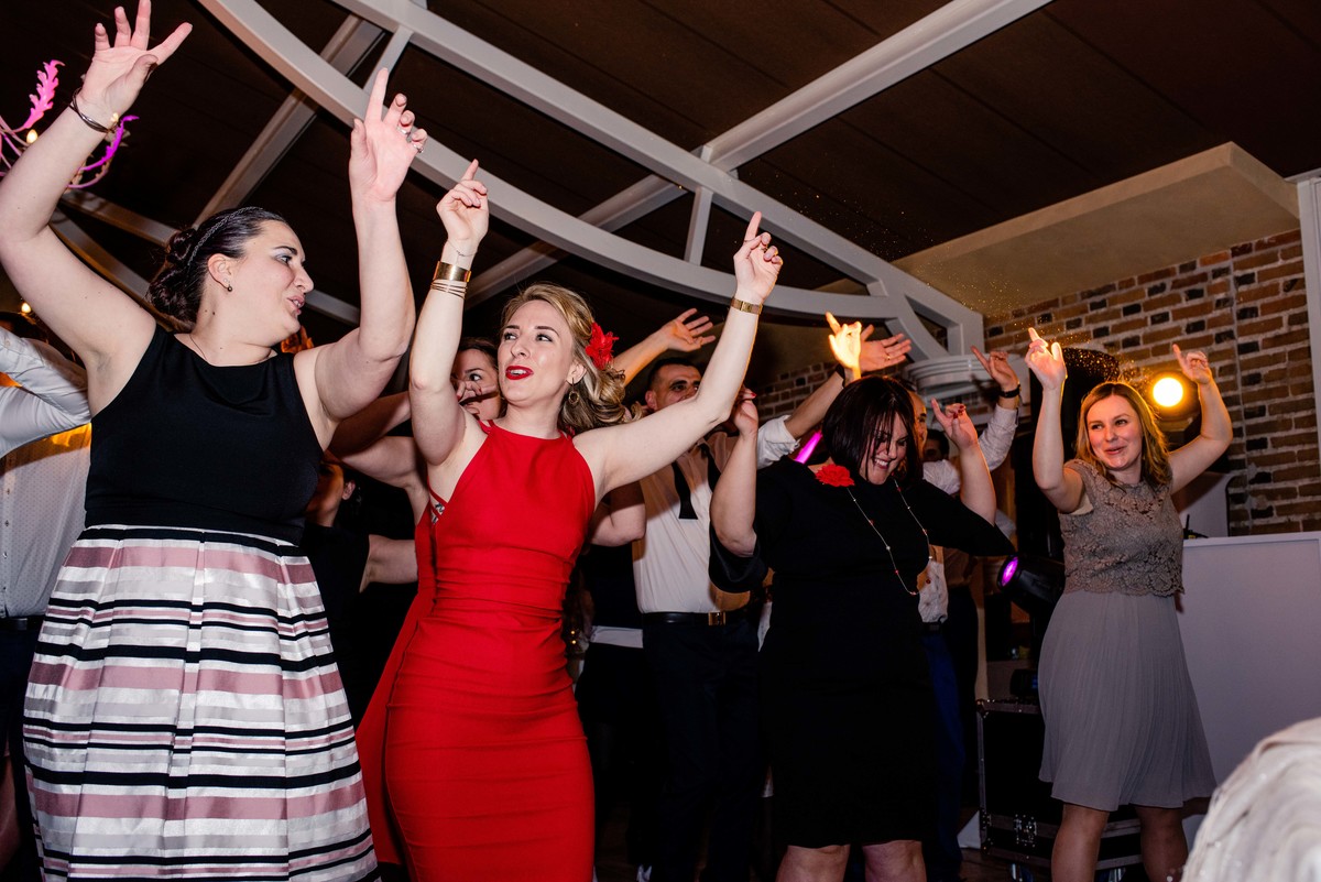 casamento David e Sophie em  Salbris frança festa 