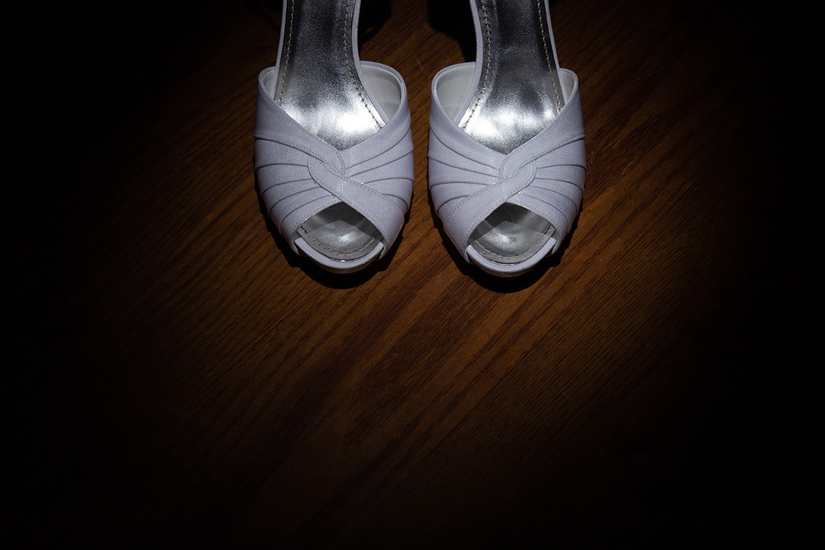 fotografia do sapato da noiva 