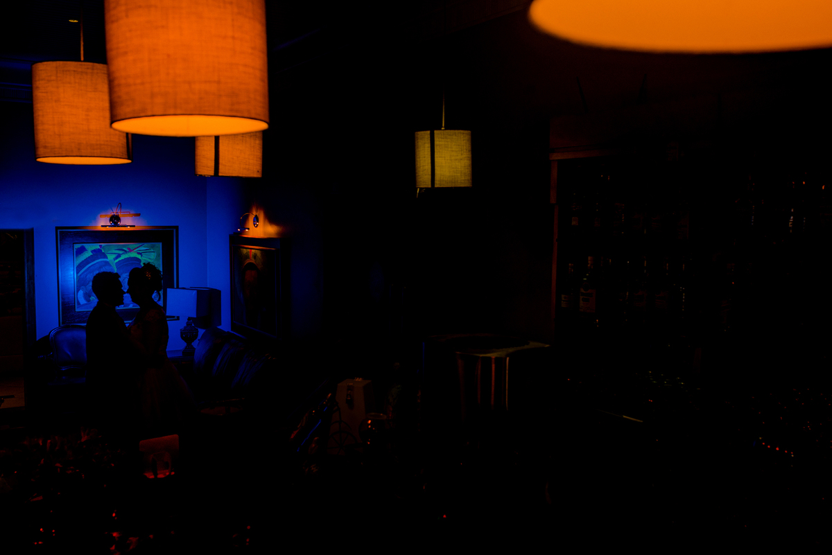 foto artistica com luzes no hotel ot