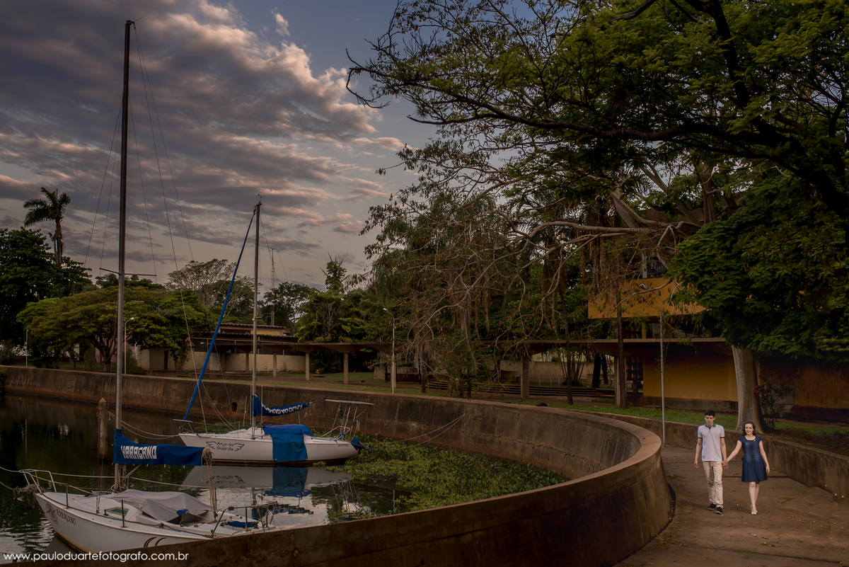 foto de casamento ensaio criativo - Pre Wedding externo parque