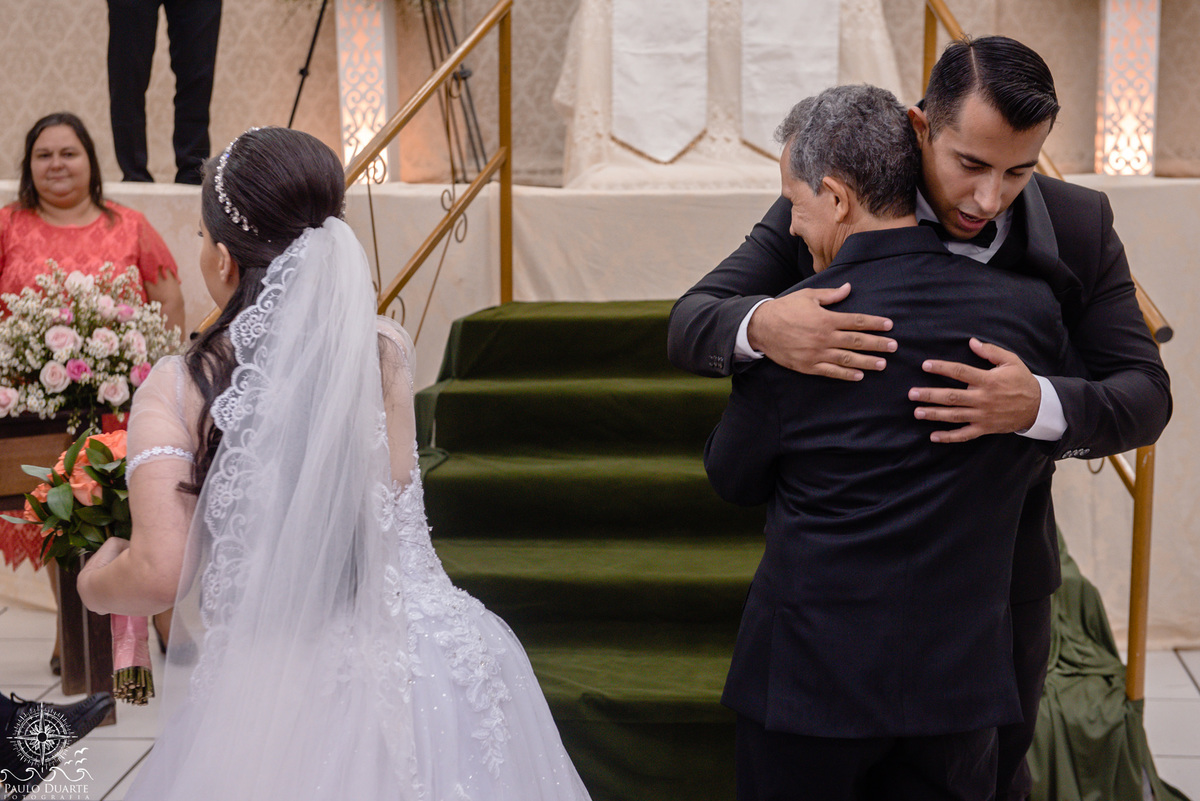 recepção da noiva no altar 