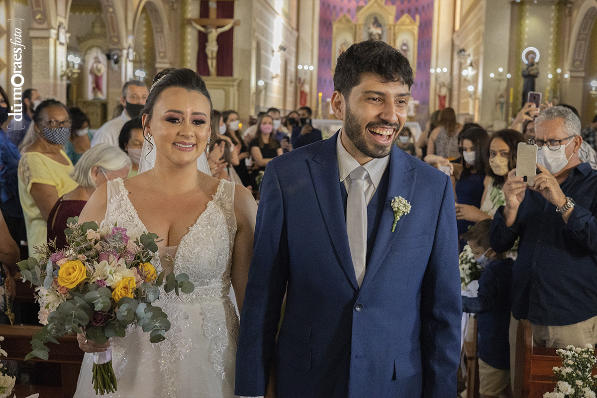 Casamento Jennifer e Cássio em Paróquia São Benedito, Amparo - SP, 2022. Du Moraes 