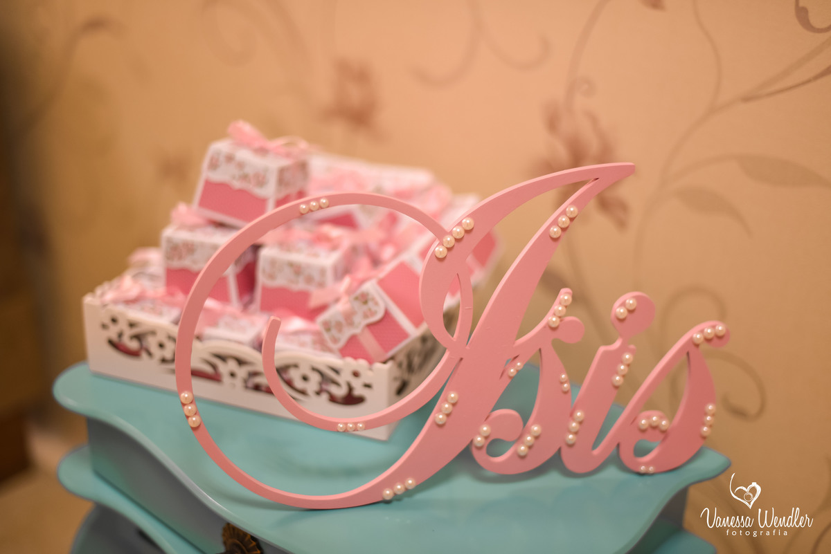 isis, bebê , nome de bebê