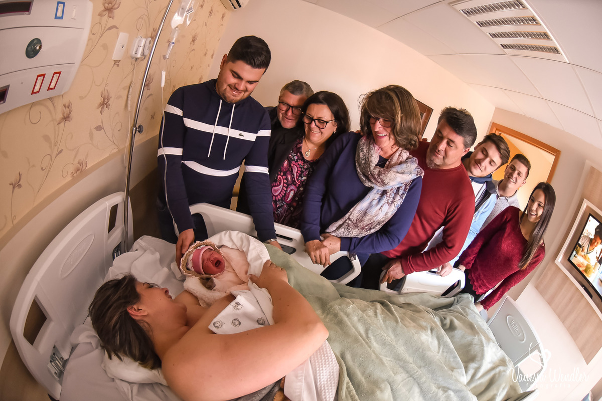 família na maternidade