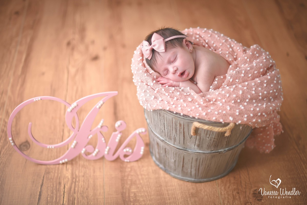 isis, bebê no baldinho, guarapuava, fotos recém nascido