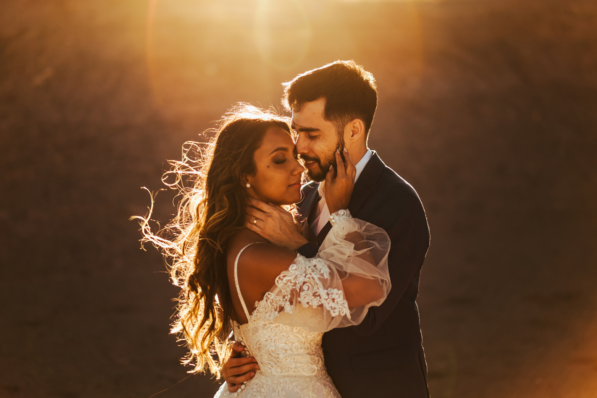 Ensaio de Noivos no Deserto do Atacama em San Pietro, Chile.