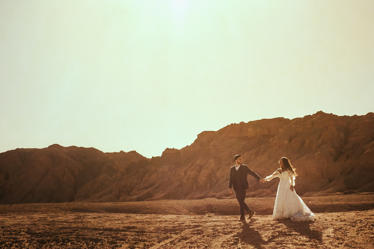 Ensaio de Noivos no Deserto do Atacama em San Pietro, Chile.