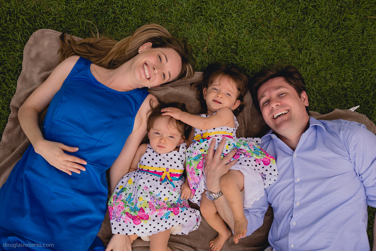 crianca-foto-fotografia-fotografia-de-crianca-recem-nascido-foto-divertida-foto-espontanea-foto-de-familia-familia-brasilia-df-fotografo-douglas-mendes-roberto-douglas-roberto-fotografia