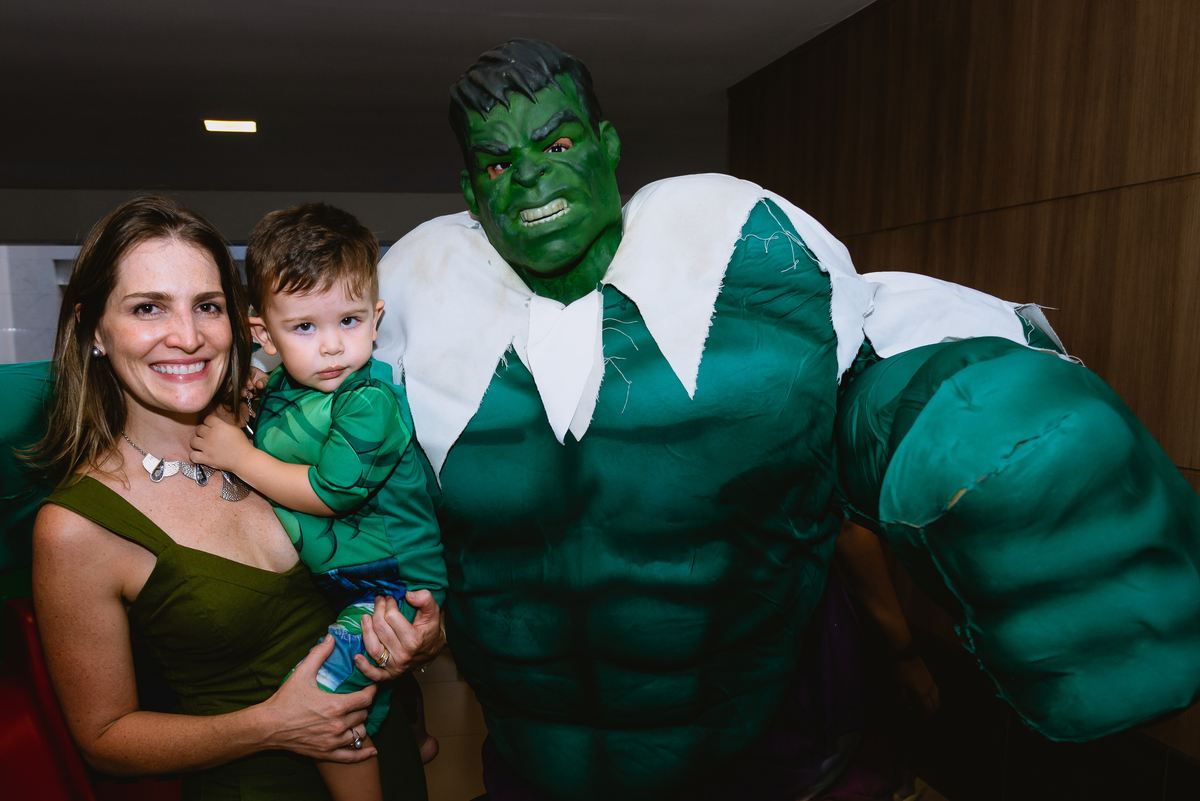 criança fantasiada de Rock 