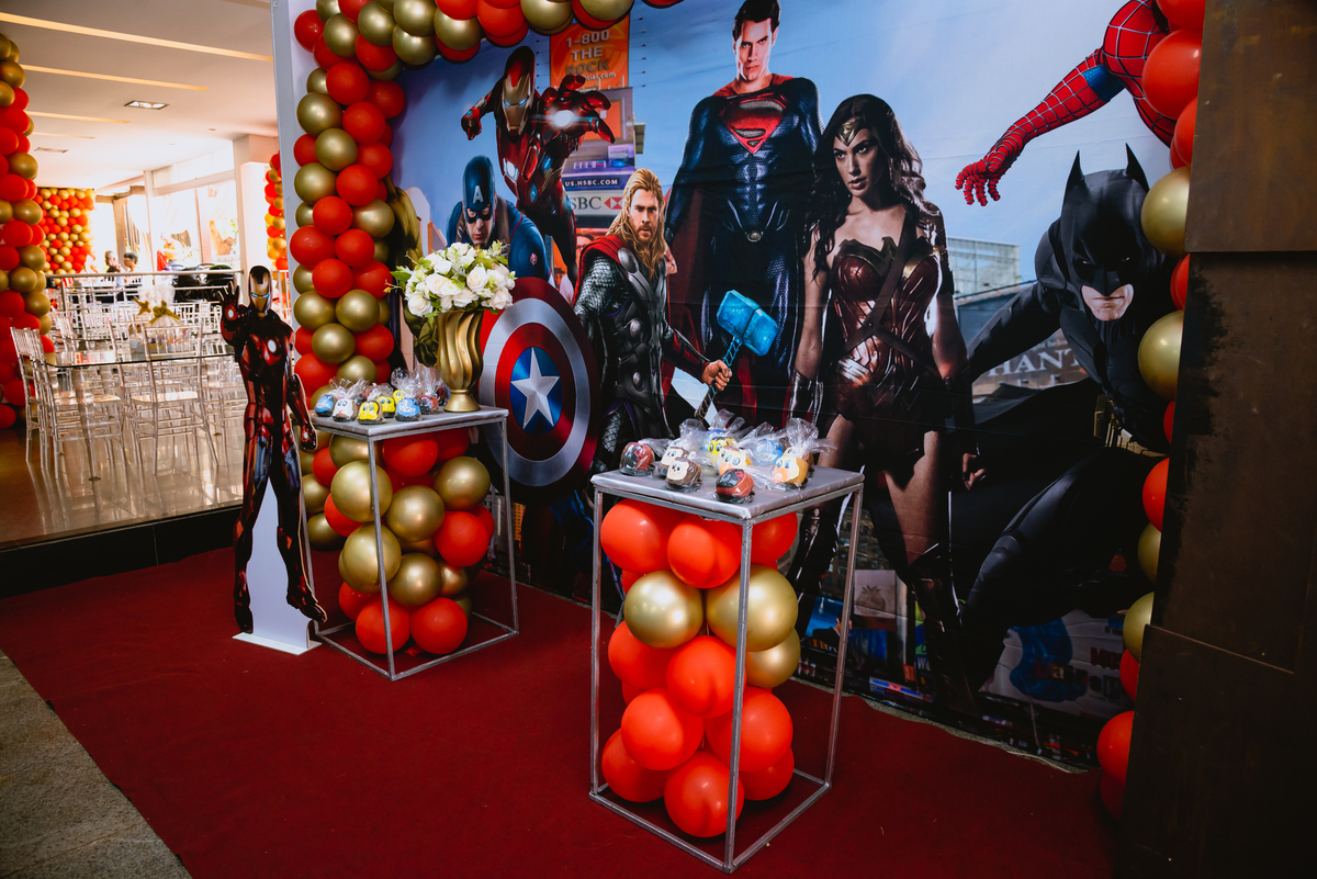 decoração de festa infantil liga da justiça 