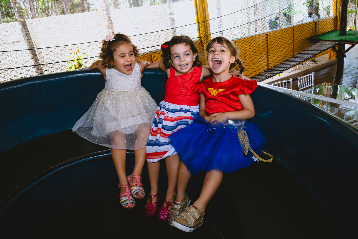 melhoras amigas brincando 