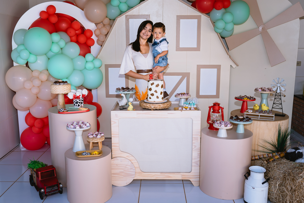 festa infantil, mãe filha 