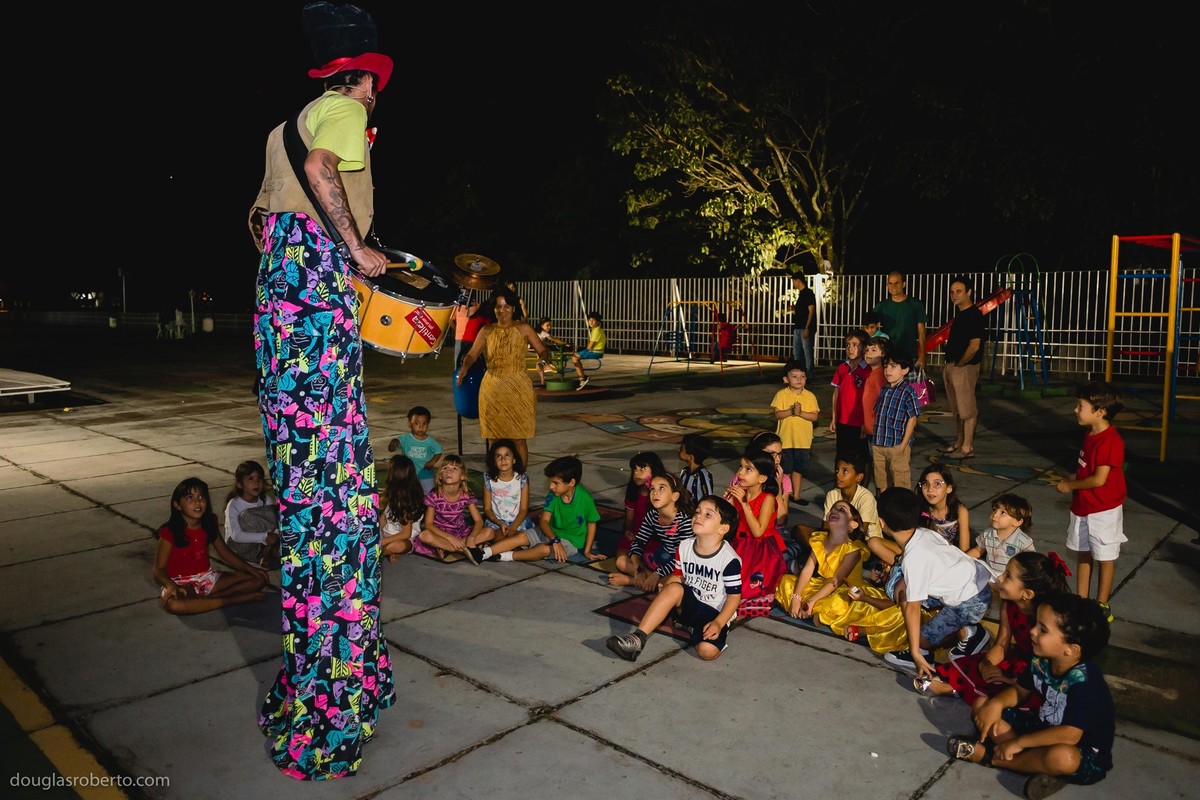 palhaço em festa infantil