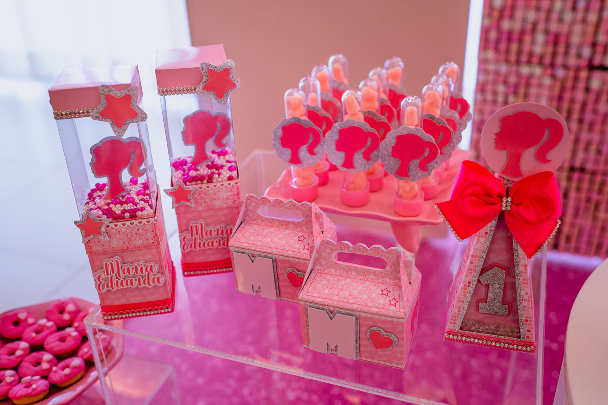 foto de festa infantil decoração de barbie