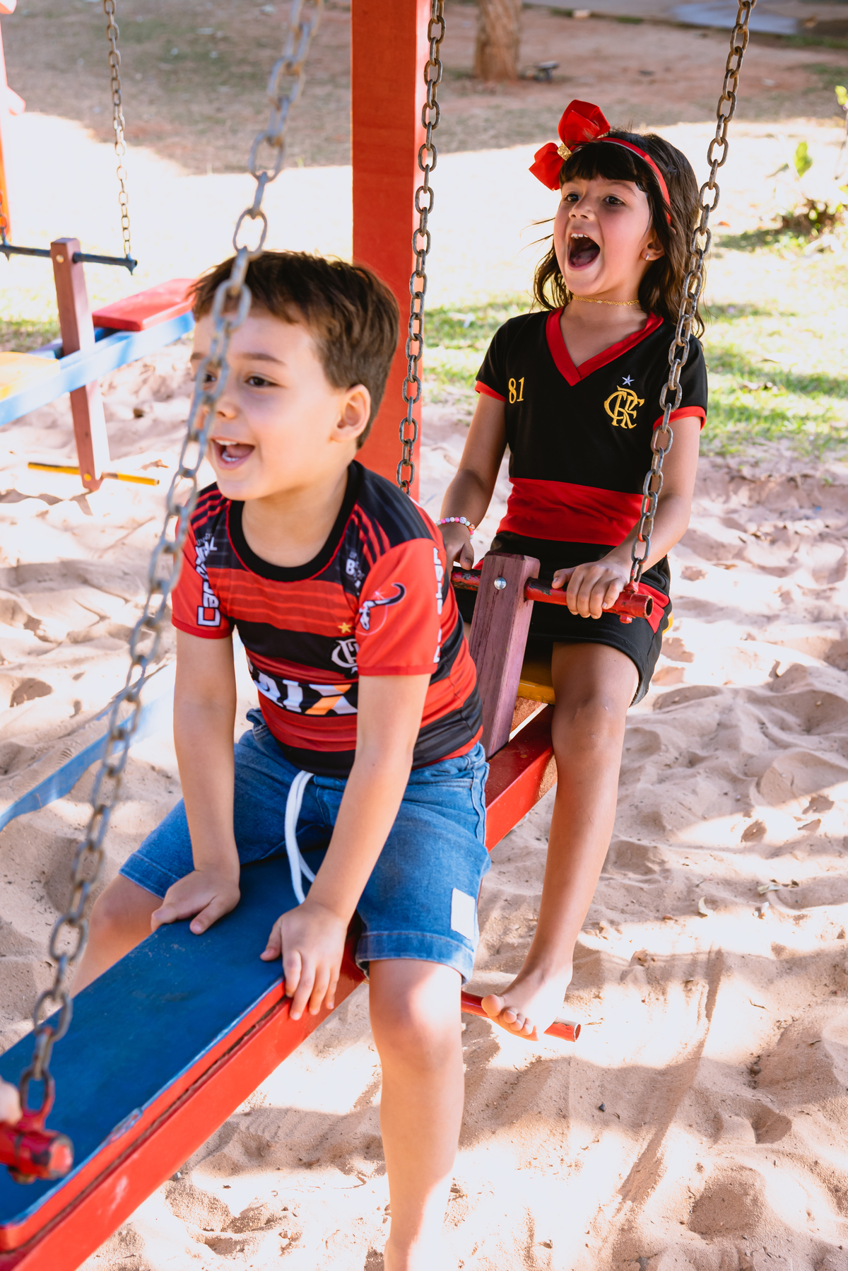 foto de festa infantil foto com a o amigo