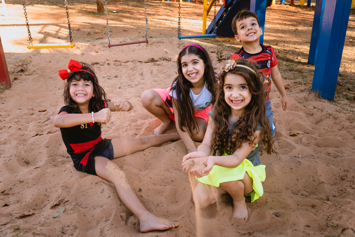 foto de festa infantil foto com os amigos