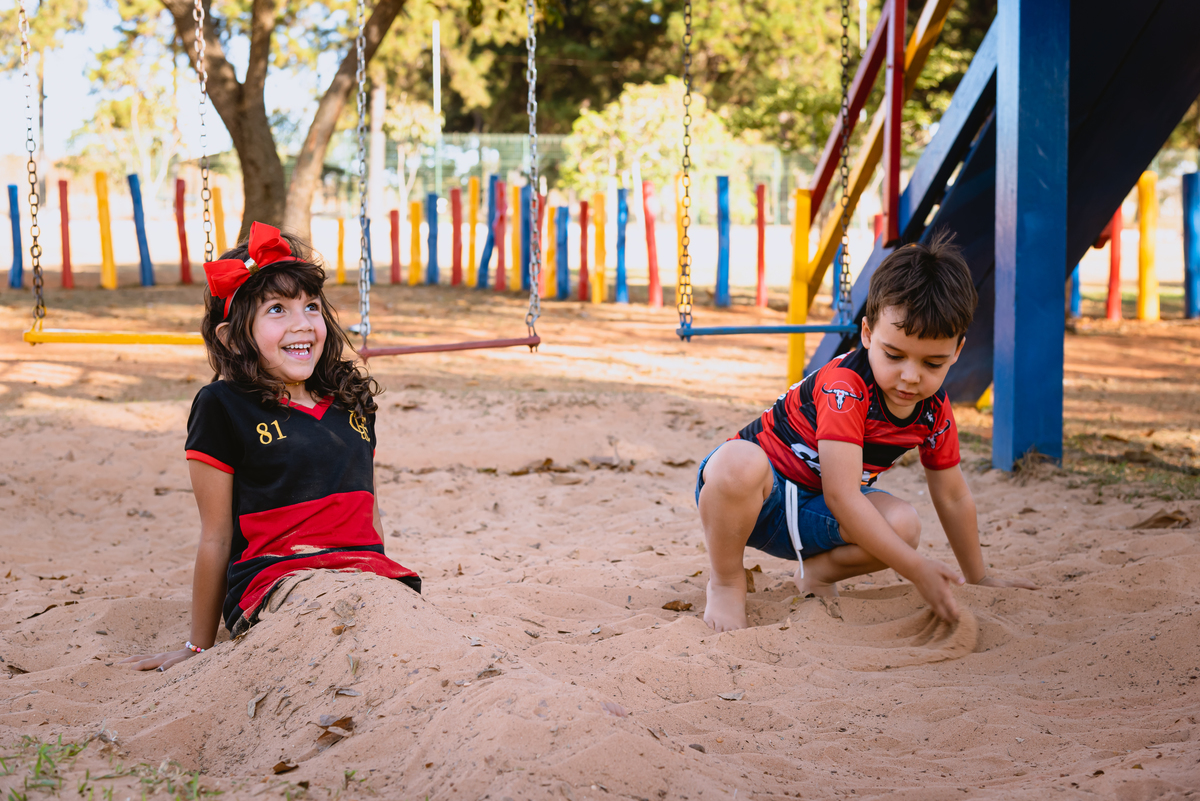 foto de festa infantil foto com a o amigo