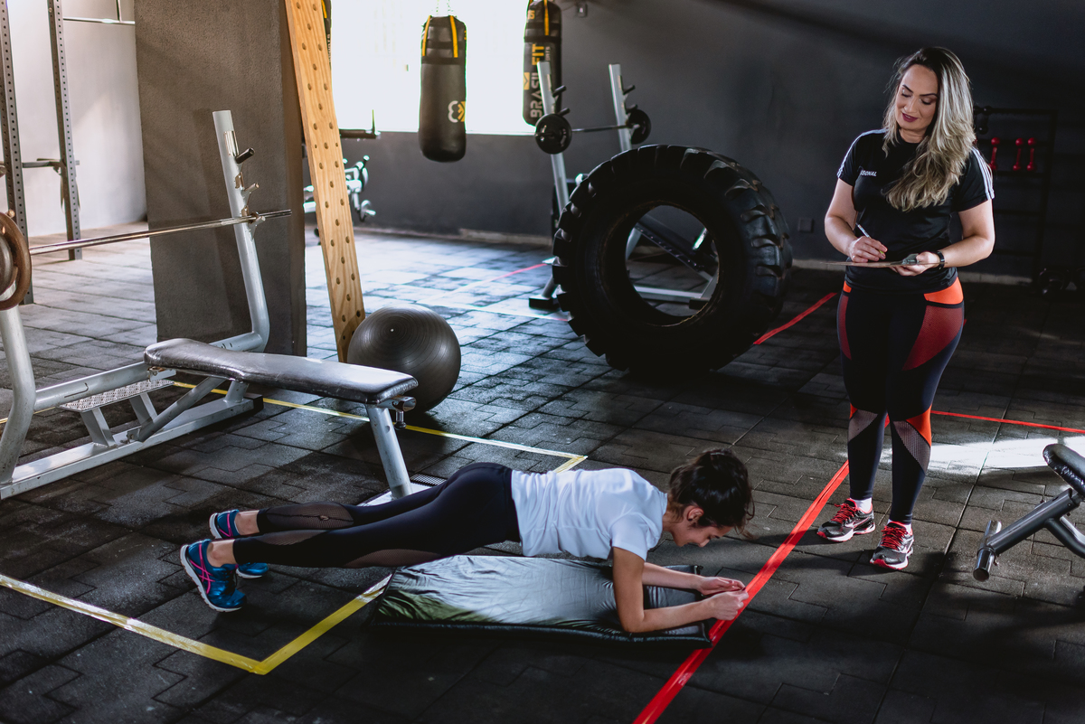 fotos de Personal Trainer retrato profissional de Personal Trainer