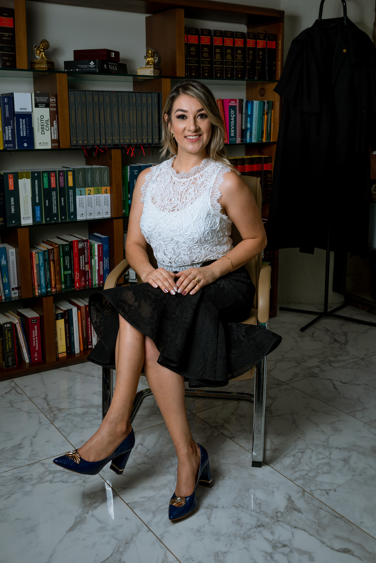 fotos de advogada retrato profissional de advogada