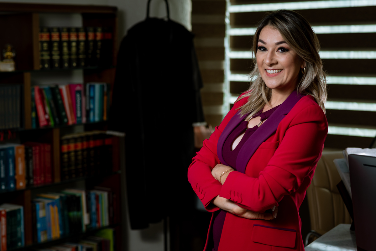 fotos de advogada retrato profissional de advogada