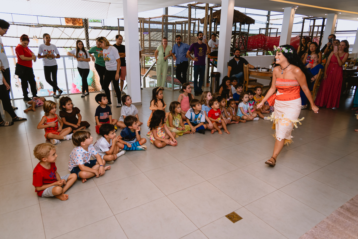fotos de festa infantil personagem Moana