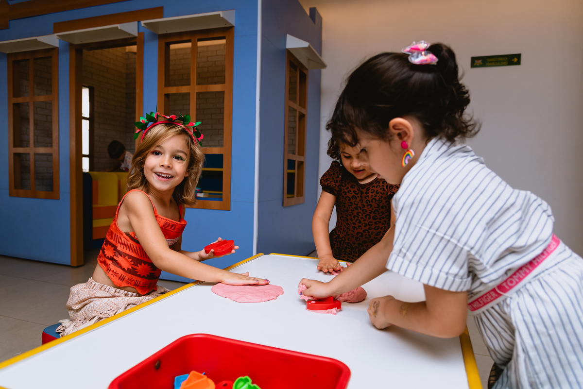 fotos de festa infantil menina com as amigas