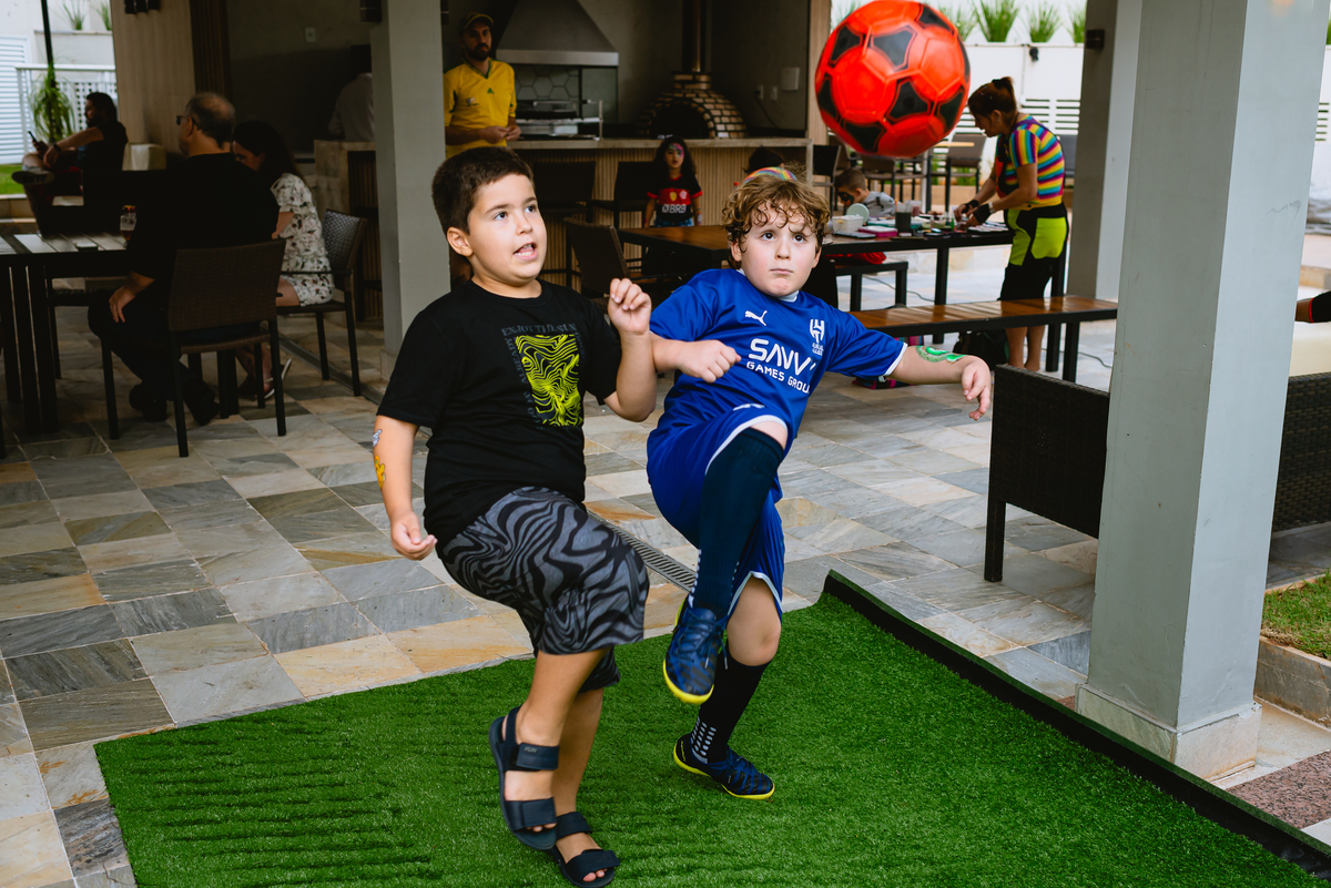 Decoração festa infantil - criança brincando 