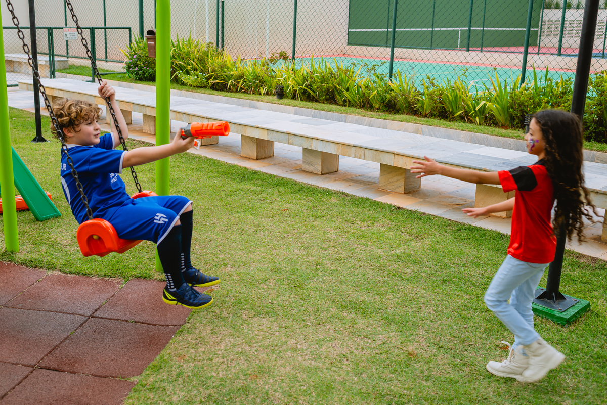 Decoração festa infantil - criança brincando 